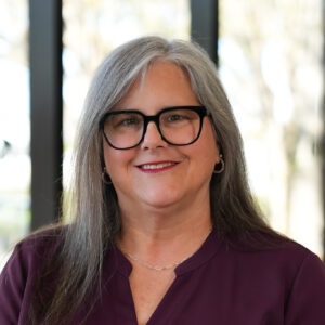 Heather Ross Headshot